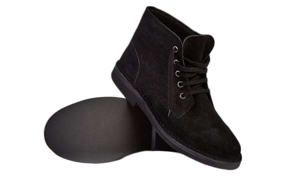 mens black chukka shoes