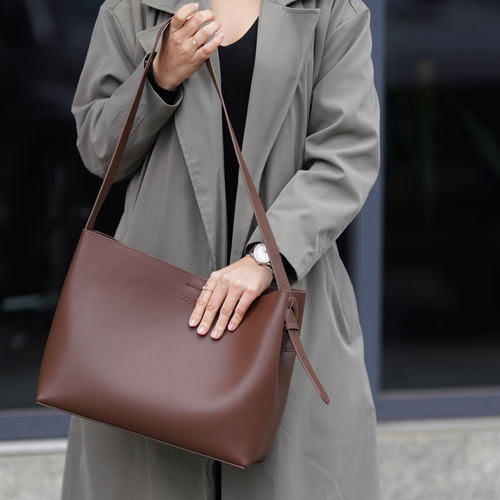 Skórzana torba damska shopper z klamrą i regulowanym paskiem Solier FL40 Ellise ciemny brąz