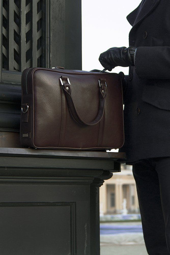 Vegetable tanned laptop bag Solier SL25 dark brown
