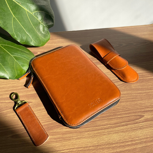 Skórzany organizer Solier SA38 camel