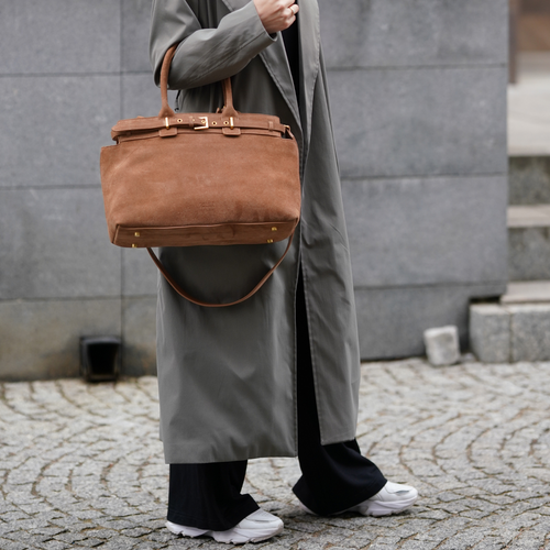 Skórzana zamszowa brązowa torebka damska z klamrami Solier FL41 Liv cappucino