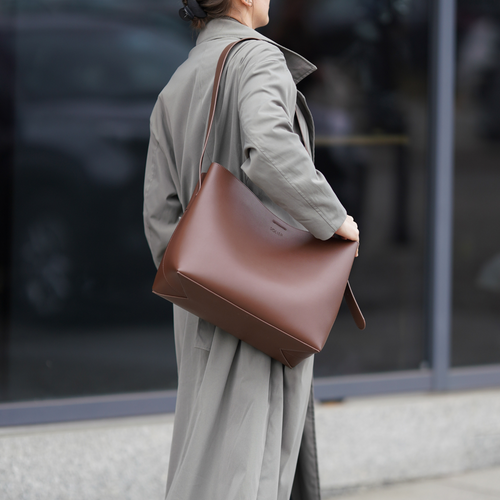 Skórzana torba damska shopper z klamrą i regulowanym paskiem Solier FL40 Ellise ciemny brąz