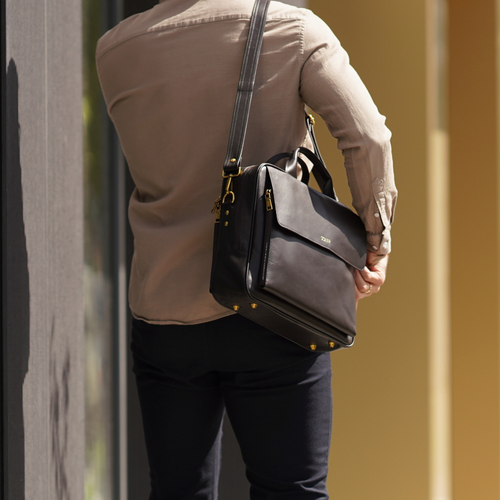 Brown leather shoulder laptop bag Solier Rothen SL30