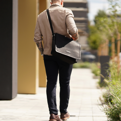 Męska czarna torba miejska na ramię Solier S11