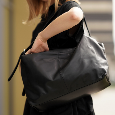 Skórzana damska torba worek na ramię Solier FL36 Oriana czarna