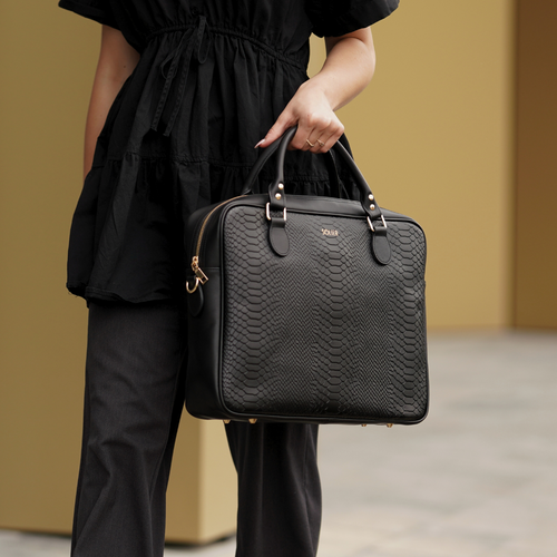 Genuine leather woman's laptop bag FL24 Venice black with snake pattern