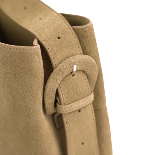 Skórzana zamszowa beżowa torba shopper z regulowanym paskiem Solier FL38 Sienna