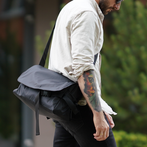 Męska torba listonoszka na ramię Solier S42 VESARI Black