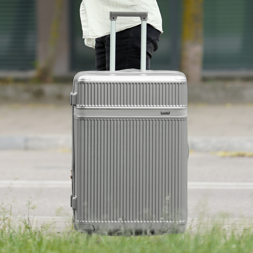 Walizka podróżna średnia twarda Solier Nokiro 24' M - srebrny