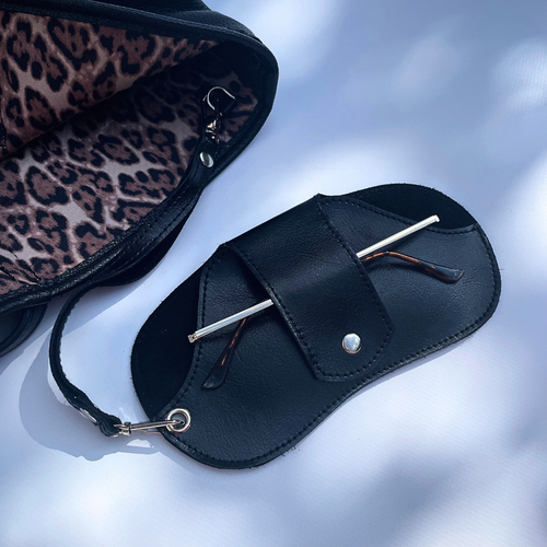 Personalizowane skórzane etui na okulary Solier SA36 - czarne