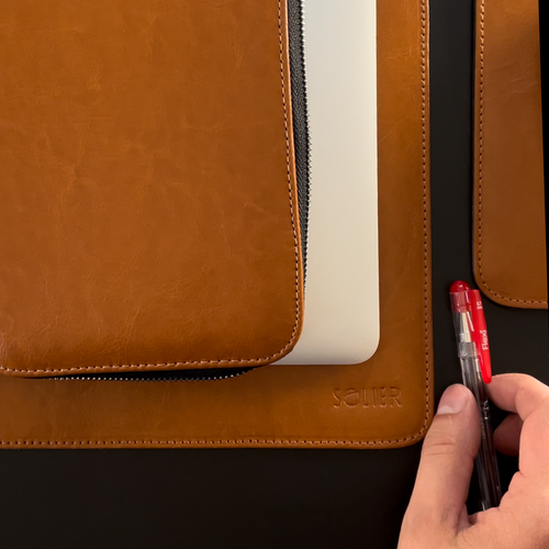 Genuine leather laptop pad Solier SA43 camel