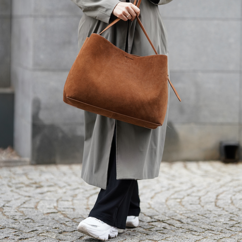 Skórzana zamszowa torba shopper z klamrą na ramię Solier FL39 Maya brązowa