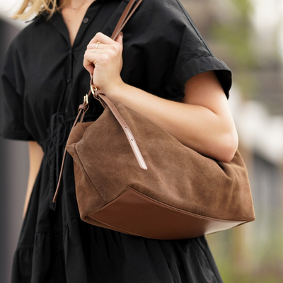 Skórzana damska torba worek na ramię Solier FL42 Lora cappucino