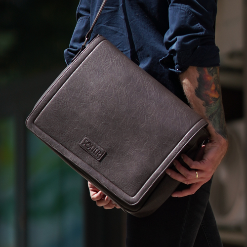 Męska brązowa torba miejska na ramię Solier S11