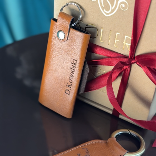 Leather men's key holder SOLIER SA11 CAMEL